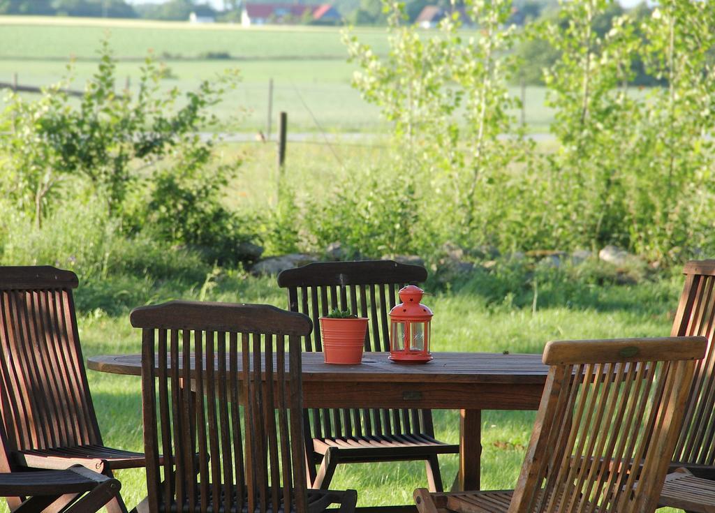 Tryde 1303 B&B Pa Oesterlen Tomelilla Exteriér fotografie