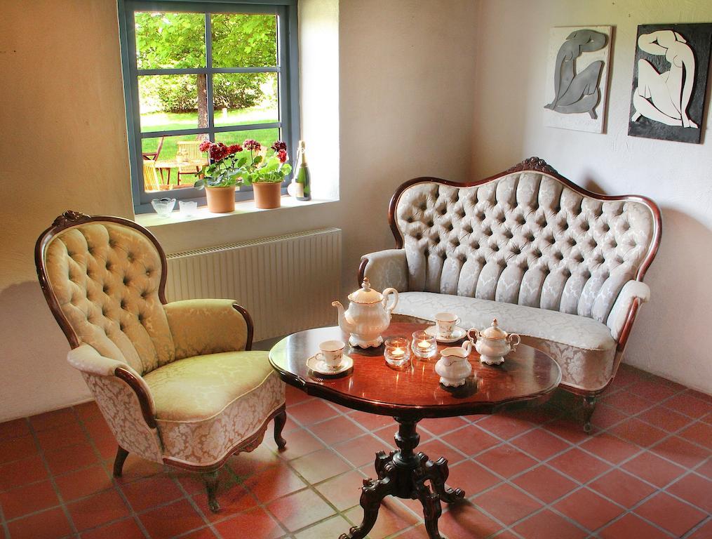 Tryde 1303 B&B Pa Oesterlen Tomelilla Exteriér fotografie