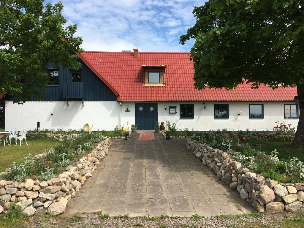 Tryde 1303 B&B Pa Oesterlen Tomelilla Exteriér fotografie