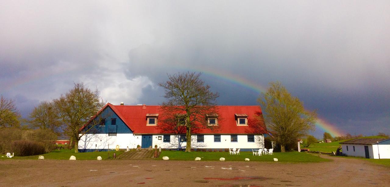 Tryde 1303 B&B Pa Oesterlen Tomelilla Exteriér fotografie